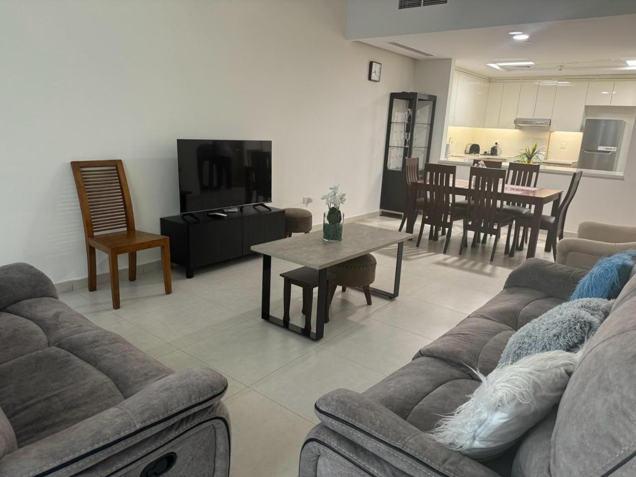 315 Furnished One Bedroom With Balcony Available For Short Term Apartment *