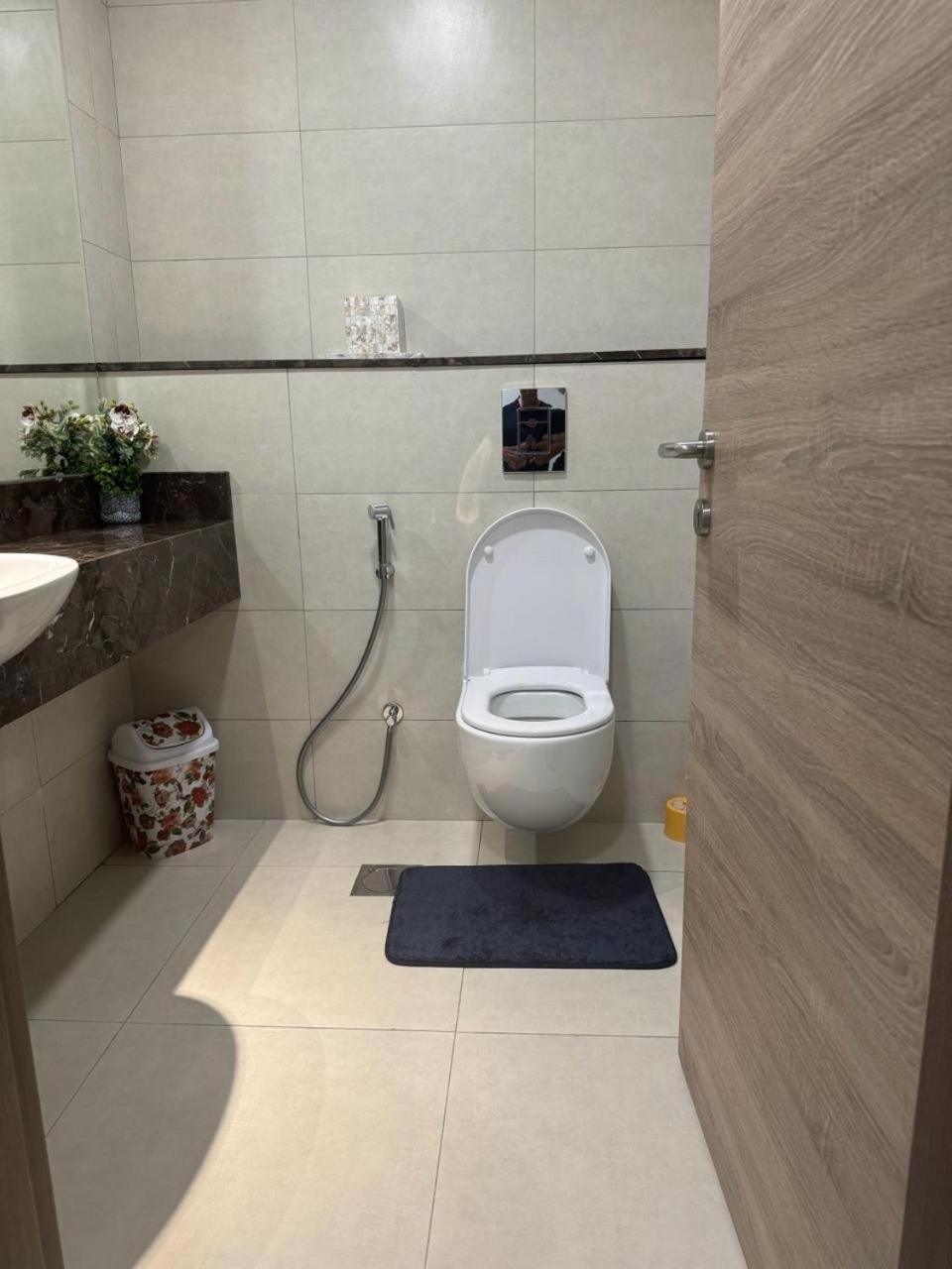 315 Furnished One Bedroom With Balcony Available For Short Term